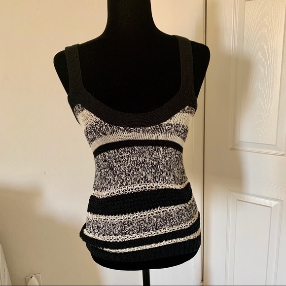 Guess Tops - Small Knitted Guess Top